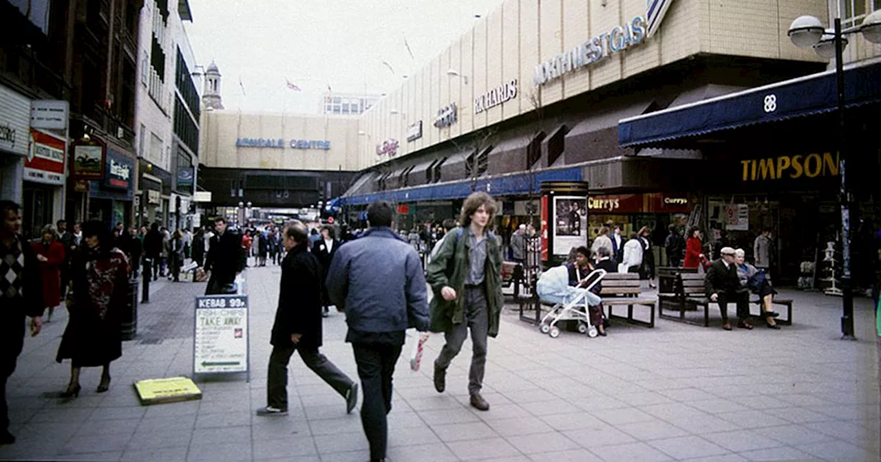 The fashions, faces and places you'd see in Manchester 35-years ago in photos