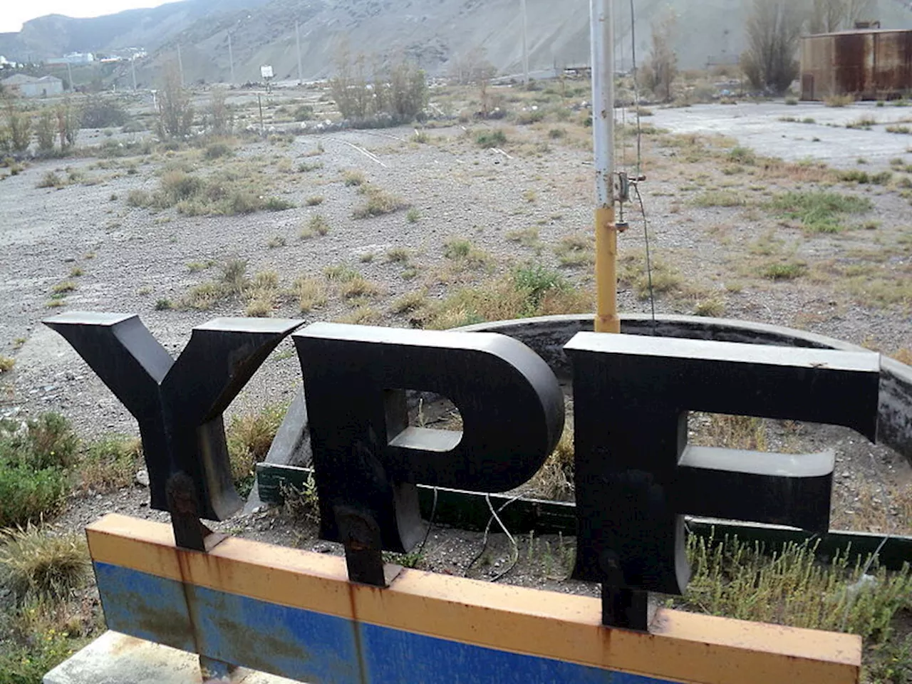 YPF eyes sale of lithium unit as focus narrows on shale ramp-up