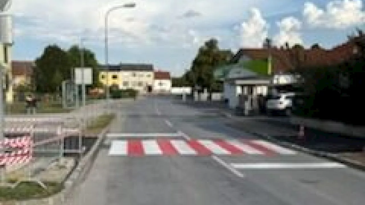 Ampel vor Enzersdorfer Volksschule kommt mit zwei Monaten Verspätung