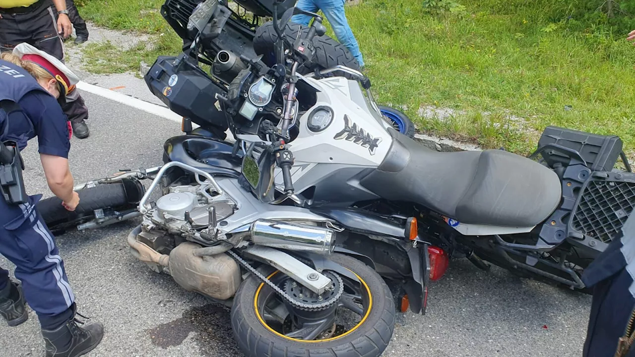 Drei Motorräder waren in St. Aegyd ineinander verkeilt