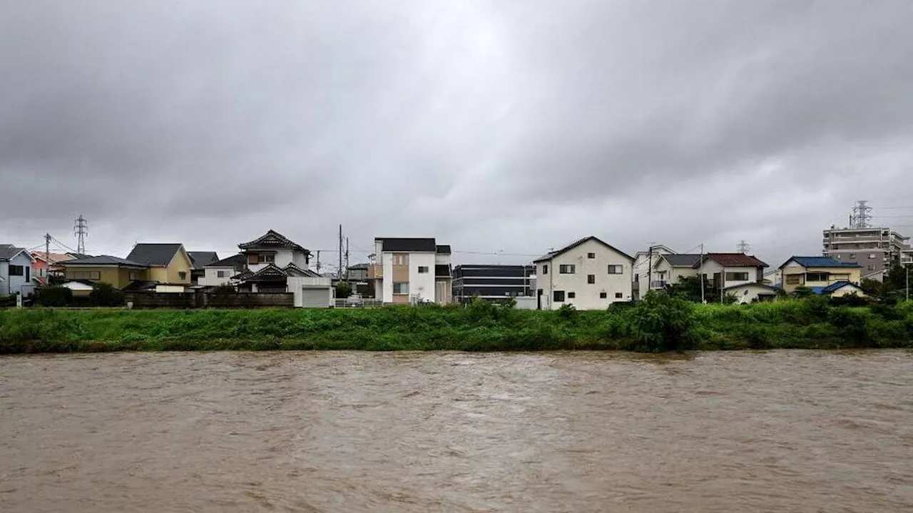 Les pluies diluviennes de la tempête tropicale Shanshan s’abattent sur le Japon