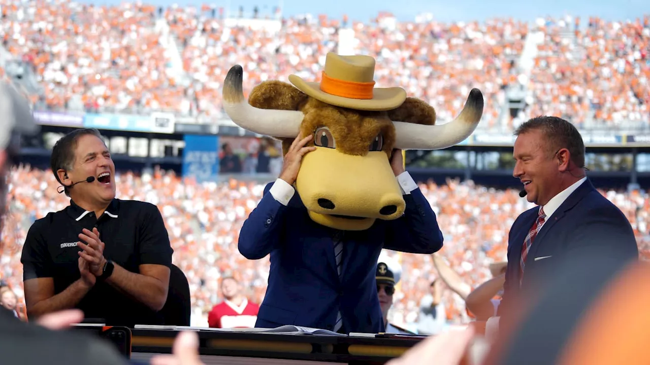 Lee Corso Picks Texas as National Champion, Booed by Texas A&M Fans