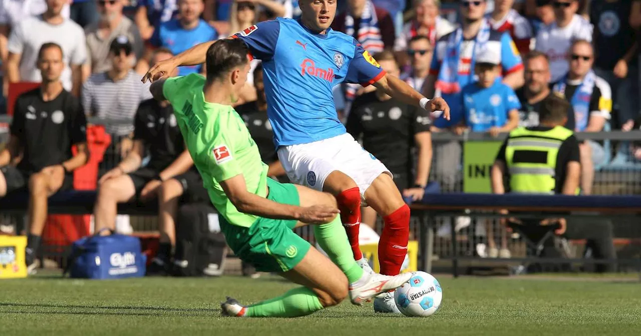 Rot für Rapp und Debüt-Pleite: Kiel mit 0:2 gegen Wolfsburg