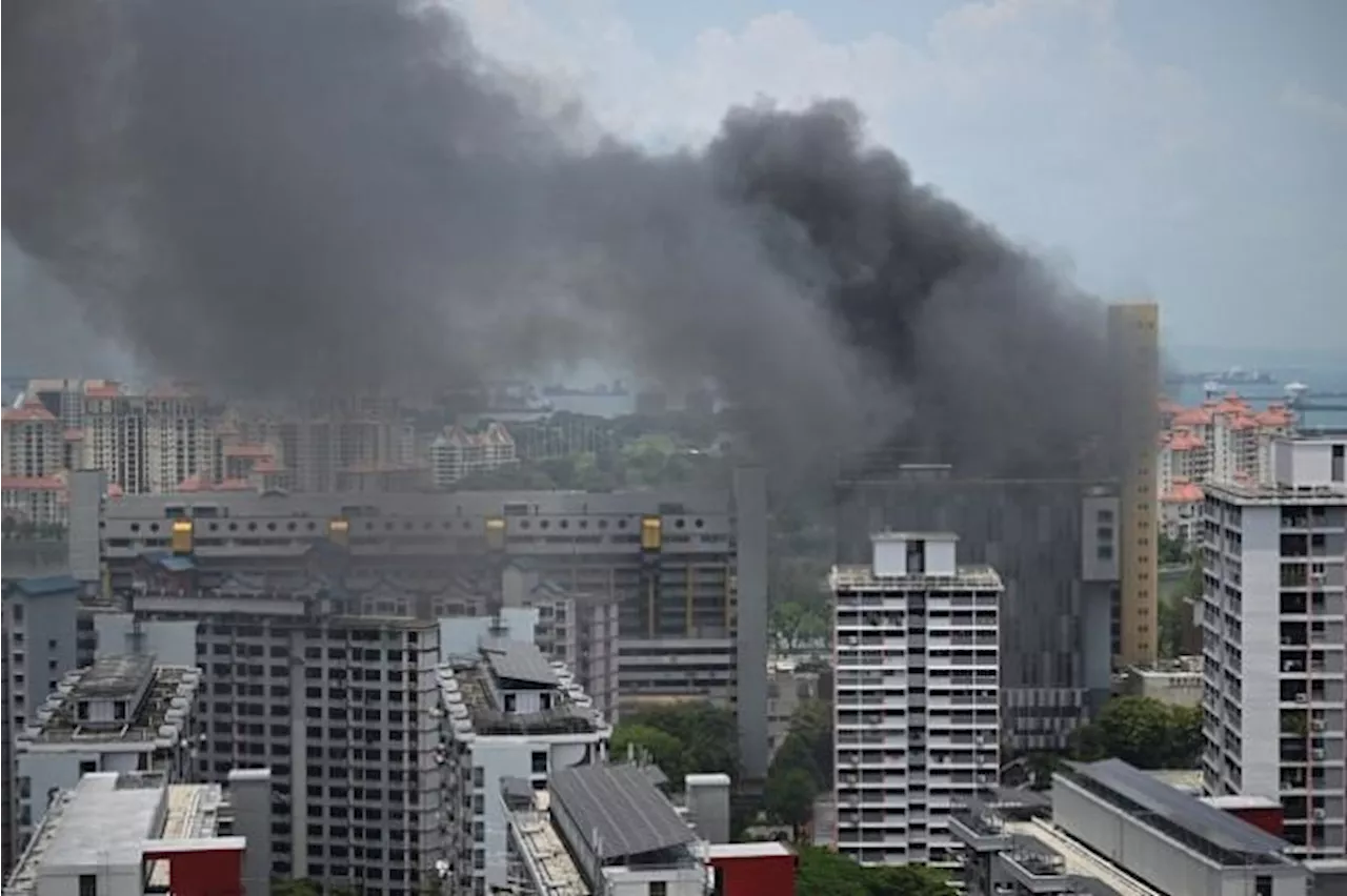 'It was scary': Multiple vehicles catch fire at Golden Mile Tower