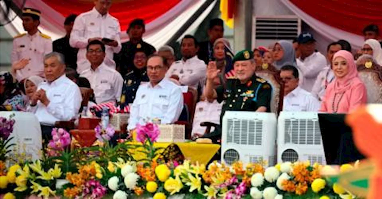 National Day: Cabinet ministers urge Malaysians to safeguard independence, strengthen unity