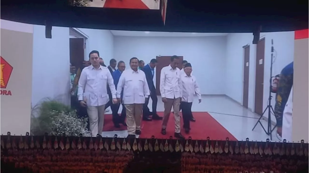 Hadiri Penutupan Rapimnas Gerindra, Jokowi Pakai Outfit Kader Gerindra