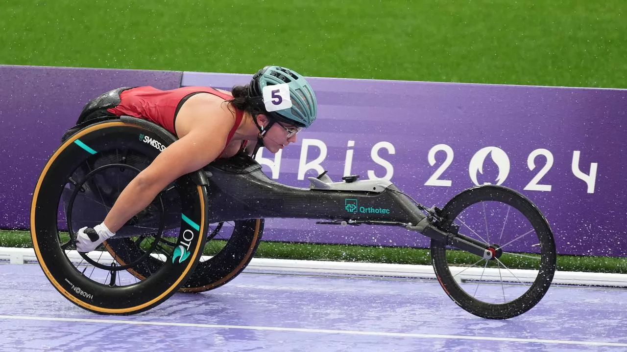 Paralympics in Paris: Keine Medaille für Menje über 5000 Meter