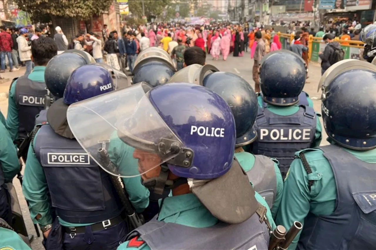 Unjuk rasa di Bangladesh akibatkan lebih 70 tewas, termasuk 14 polisi