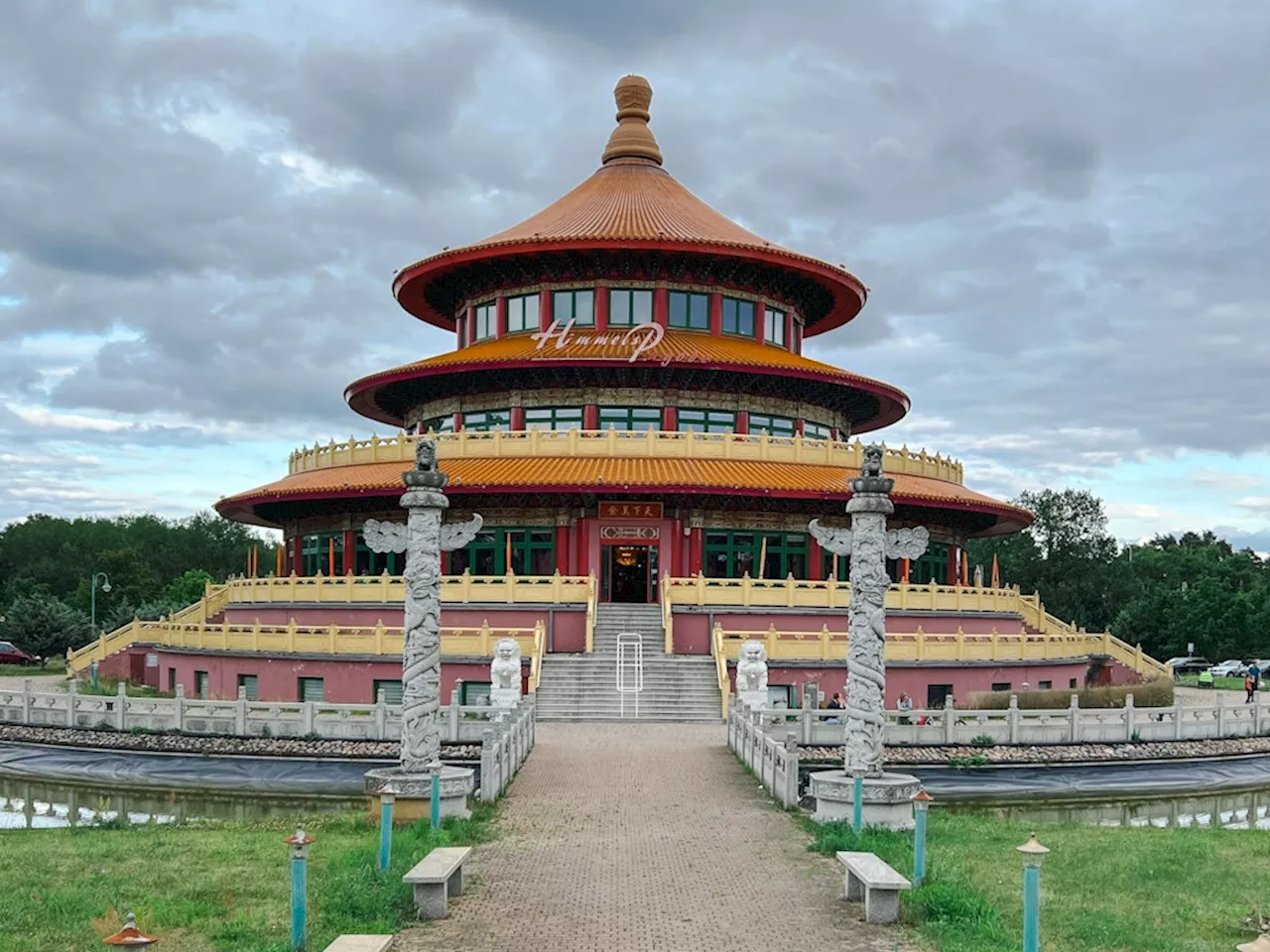 China-Restaurant Himmelspagode in Hohen Neuendorf: Fernost-Romantik an der Bundesstraße