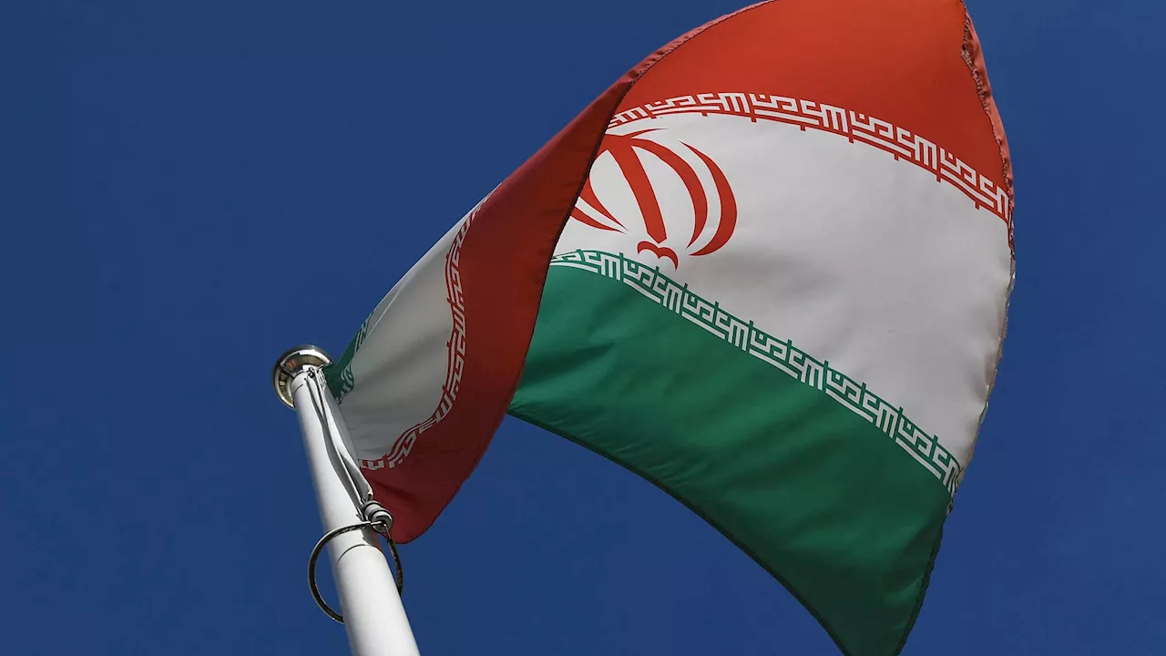 Iran: la France recommande à ses ressortissants résidant sur place de 'quitter temporairement le pays'