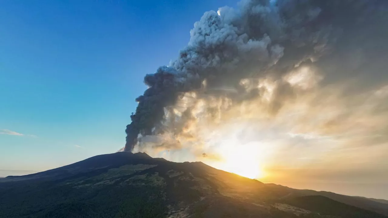 Aeroporto di Catania parzialmente chiuso a causa dell'attività dell'Etna