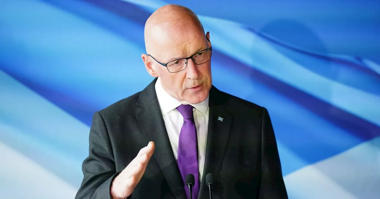 Swinney blasts 'unhelpful' Stirling 'stabbing' rumours after Tommy Robinson post