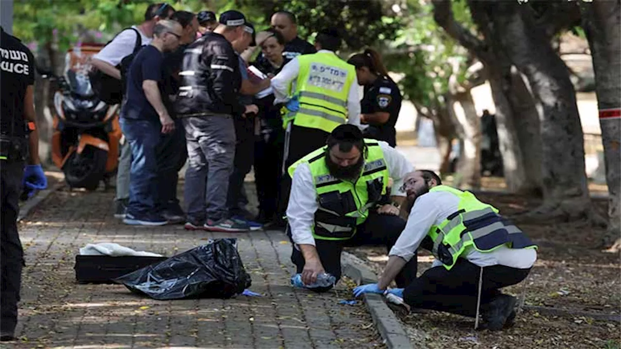 Palestinian kills two, wounds two in stabbing attack in Israel