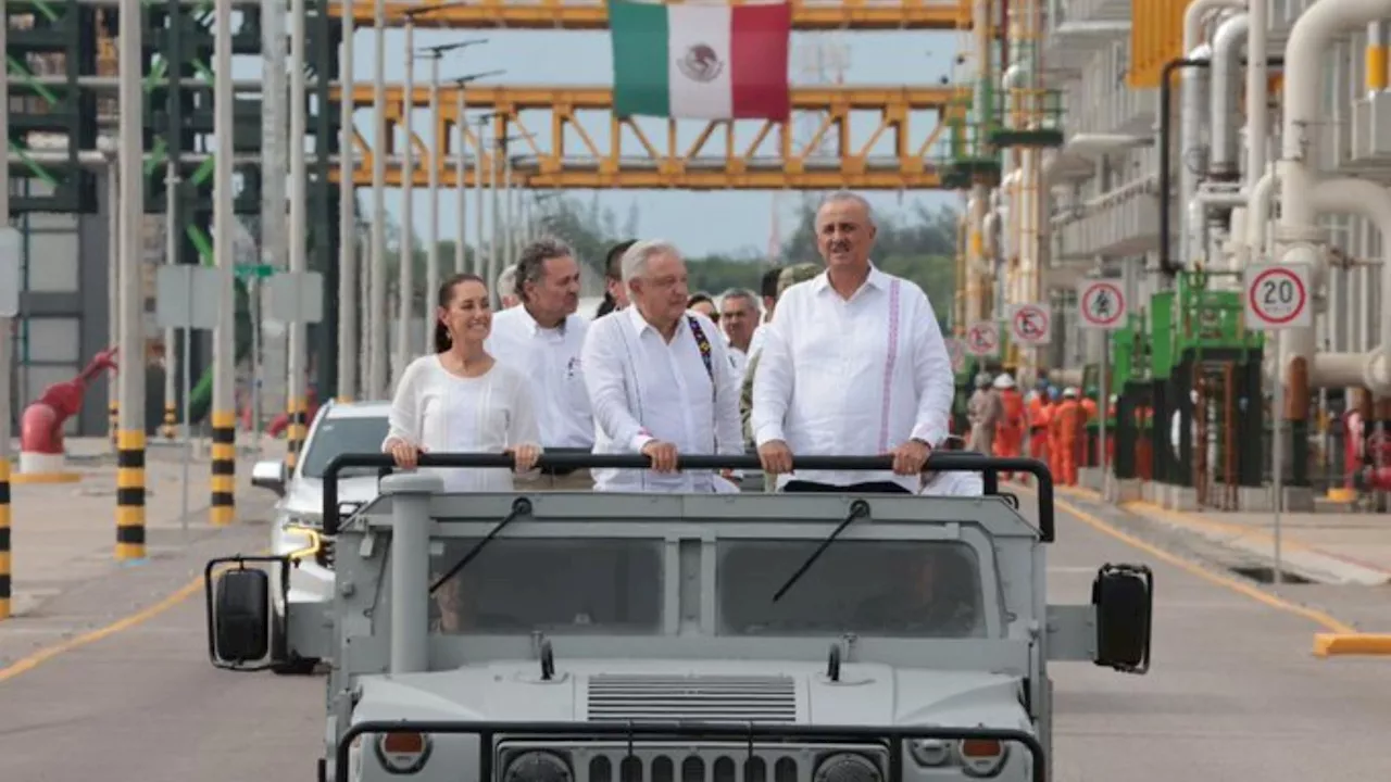 AMLO Dice que se Va con la Conciencia Tranquila al Inaugurar Refinería Olmeca en Dos Bocas