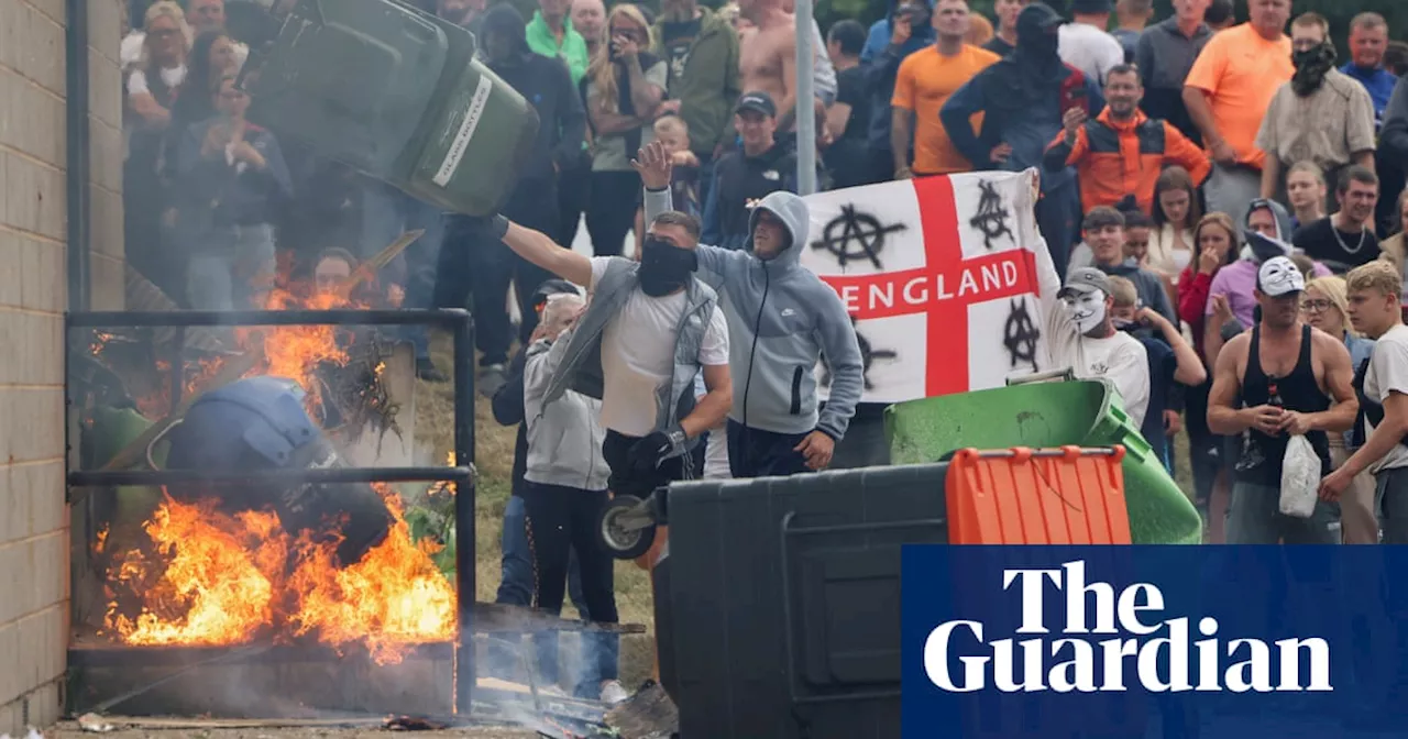 Rioters try to torch Rotherham asylum seeker hotel amid far-right violence