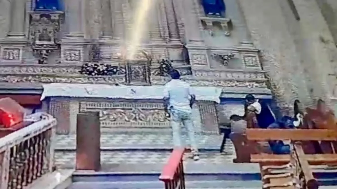 ¡Hasta en la iglesia! Jóvenes son asaltadas por hombre que se hizo pasar por ayudante de sacerdote