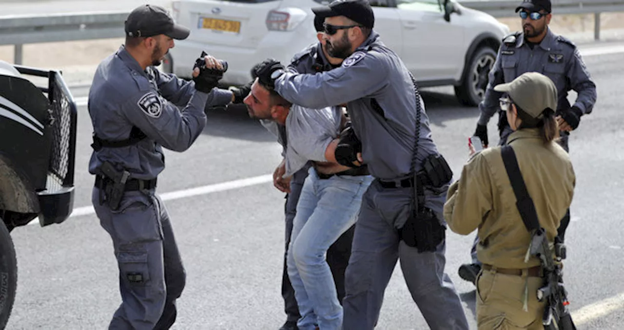 ۱۰هزار فلسطینی در زندان‌ به سر می‌برند