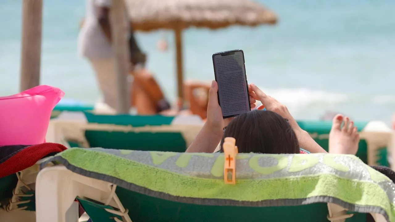 Bedenkliche Zahlen: Mails am Strand gefährden Erholung im Urlaub