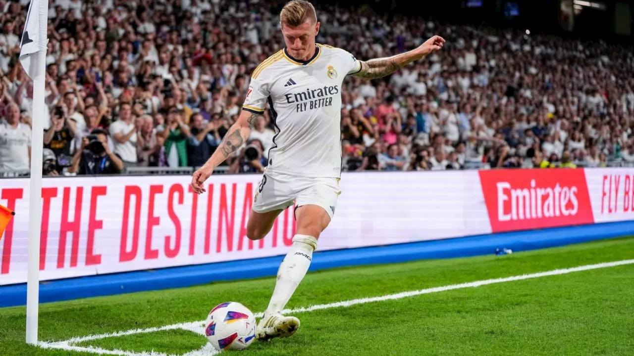 Toni Kroos es galardonado como jugador del año de Alemania y Xabi Alonso como mejor entrenador