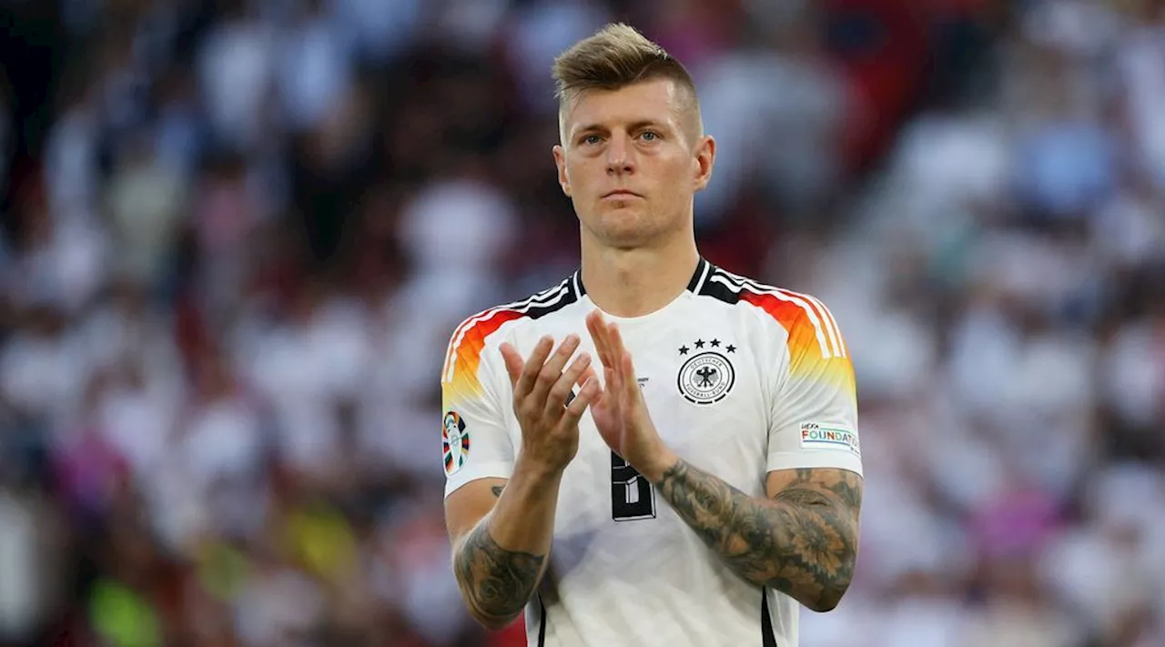 Toni Kroos als Fußballer des Jahres ausgezeichnet - Xabi Alonso erhält Ehrung für den besten Trainer