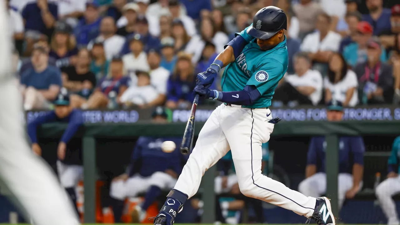 Seattle Mariners Complete Rally in Extra Innings Against Philadelphia Phillies