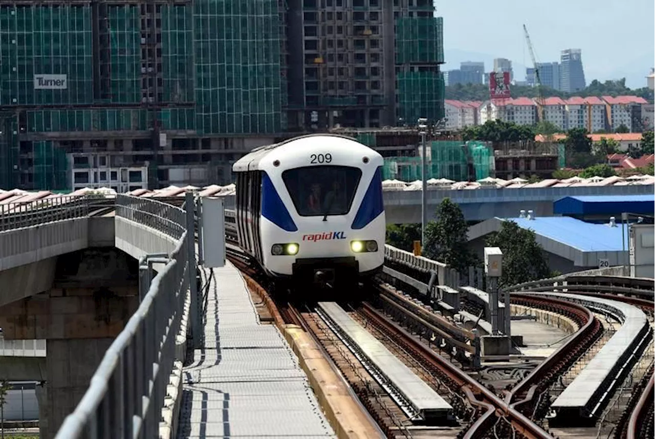 Public urged to travel by LRT to Palestinian solidarity rally