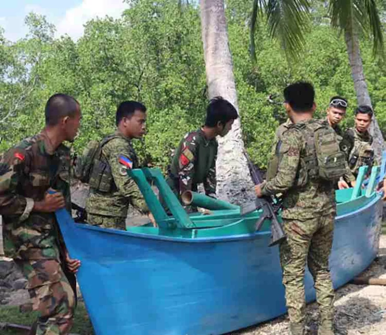 MNLF community in Basilan receives new fishing boat