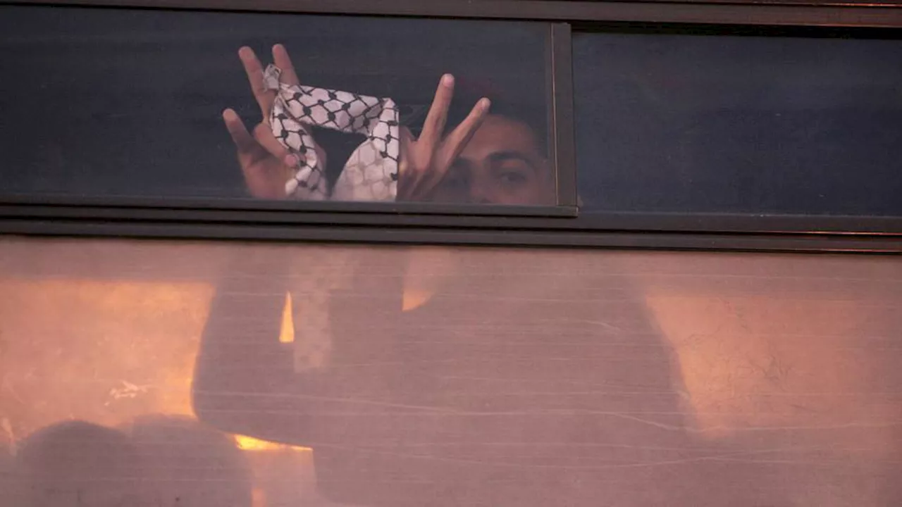 Nearly 10,000 Palestinian detainees languish in Israeli prisons: report