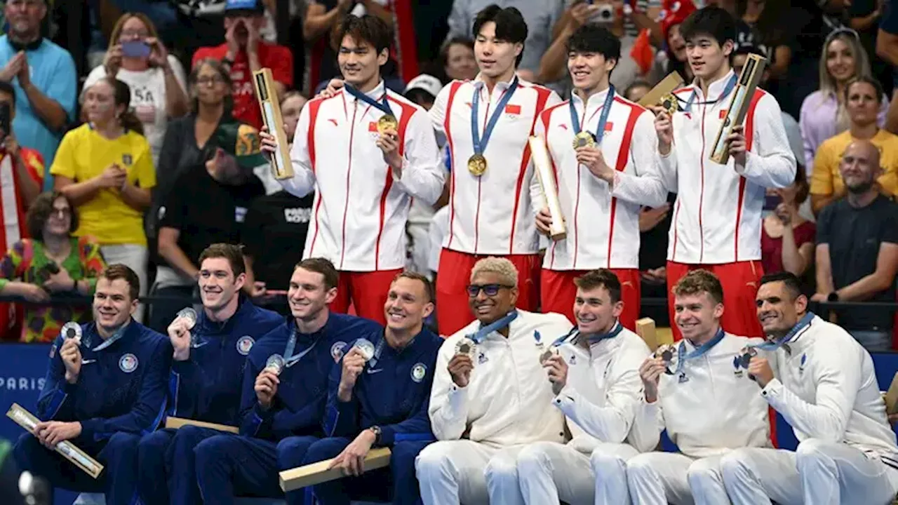 China vence a Estados Unidos y Léon Marchand en 4x100m de relevos en Paris 2024