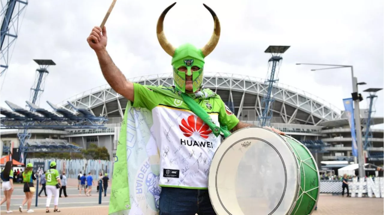 Bulldogs launch investigation into ‘inappropriate conduct’ towards Raiders cult hero fan Simon Tayoun