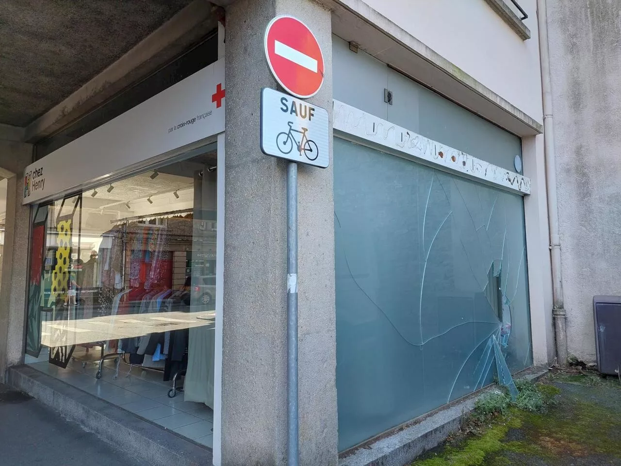 Vitrine brisée, intrusion : à Dinan, la boutique de La Croix-Rouge cambriolée