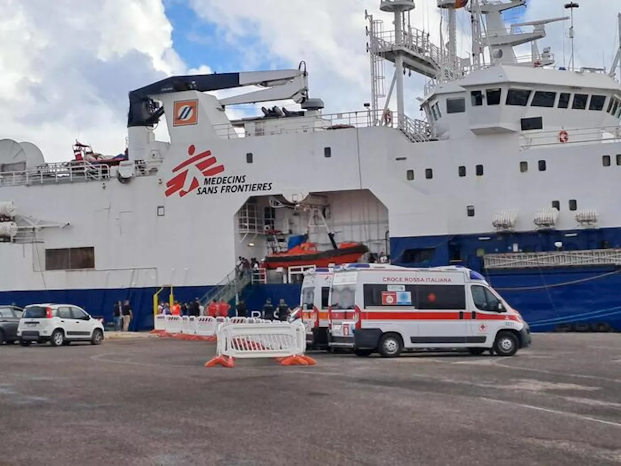 Nave di Msf mercoledì sera a Ravenna, alcuni casi di scabbia