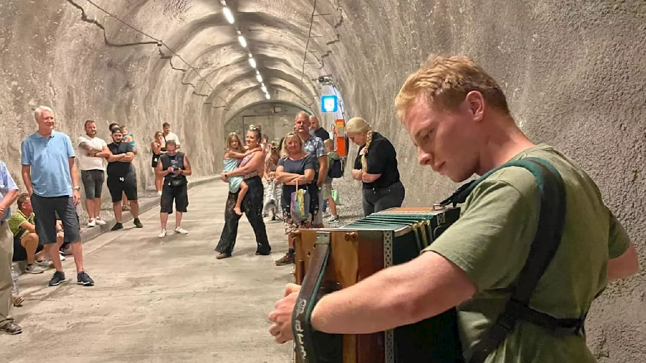 Tauern-Autobahn: Feuer im Tunnel! Musiker spielt Polka gegen Panik