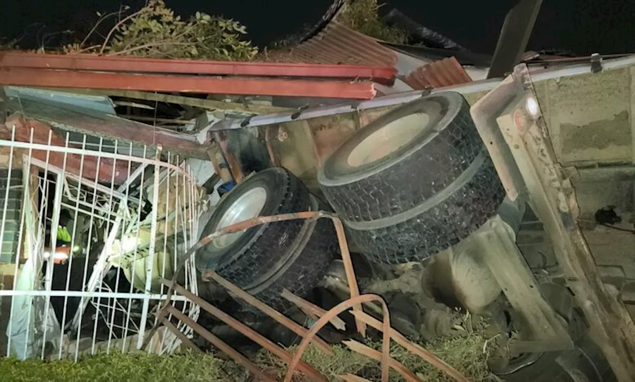 Driver missing after truck crashes into Pretoria home