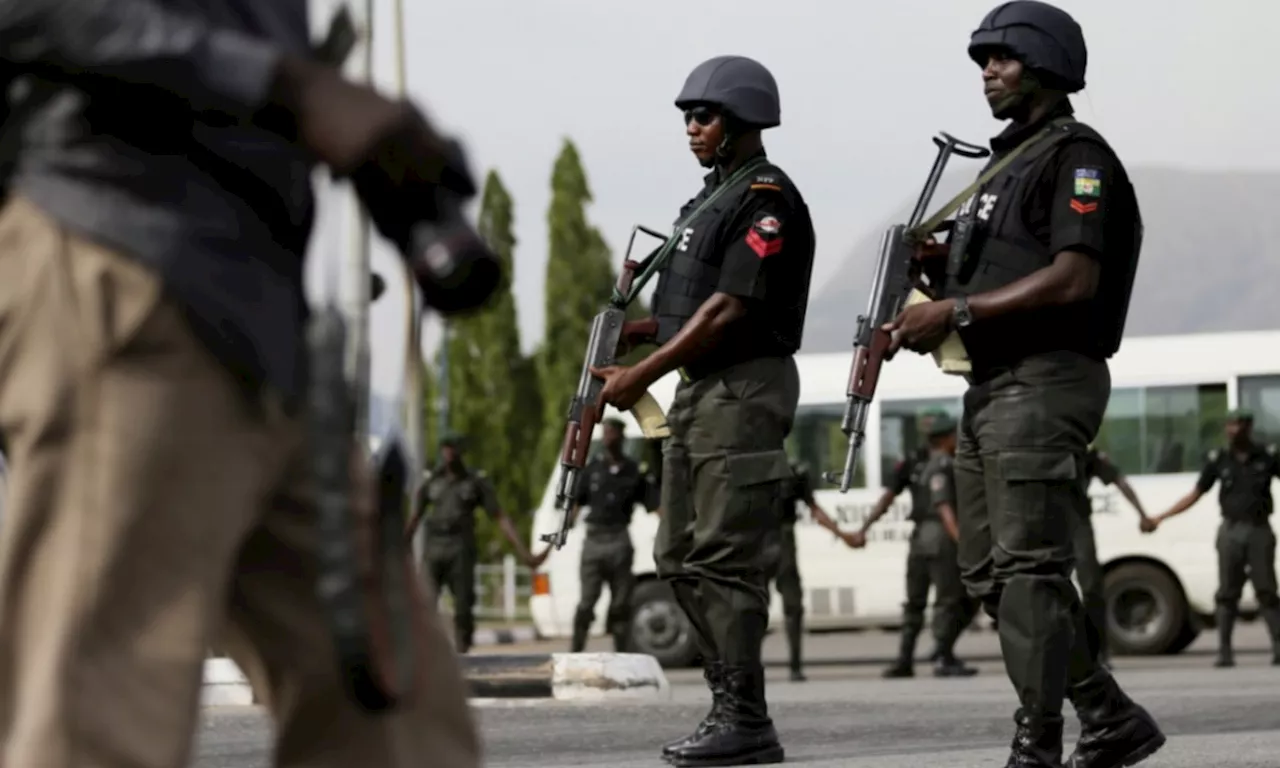 BREAKING: Security operatives disperse protesters, arrest 3 in Abuja