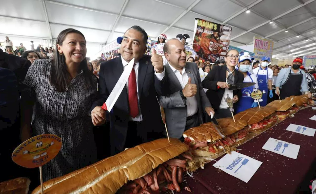 Registra Venustiano Carranza medio millón de visitantes en Feria de la Torta