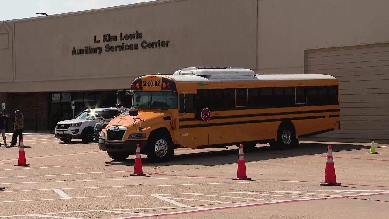 Cedar Hill ISD adding 10 electric school buses to its fleet