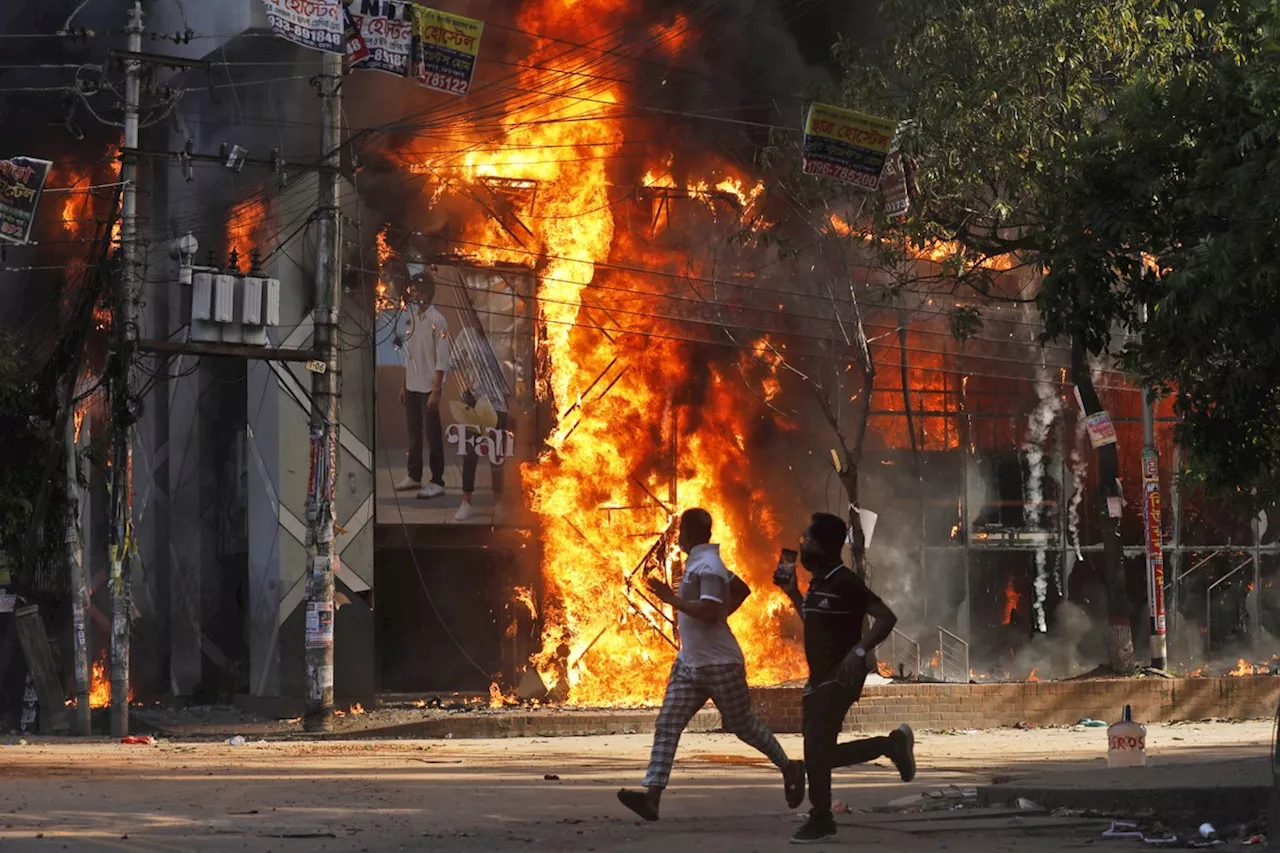 Protestos em Bangladesh: sobe para 300 número de mortos