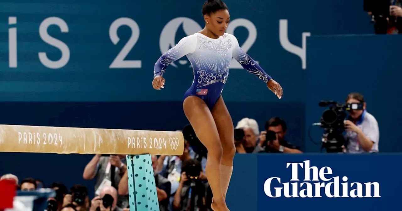 Simone Biles falls on beam as her Olympic gymnastics medal charge stalls