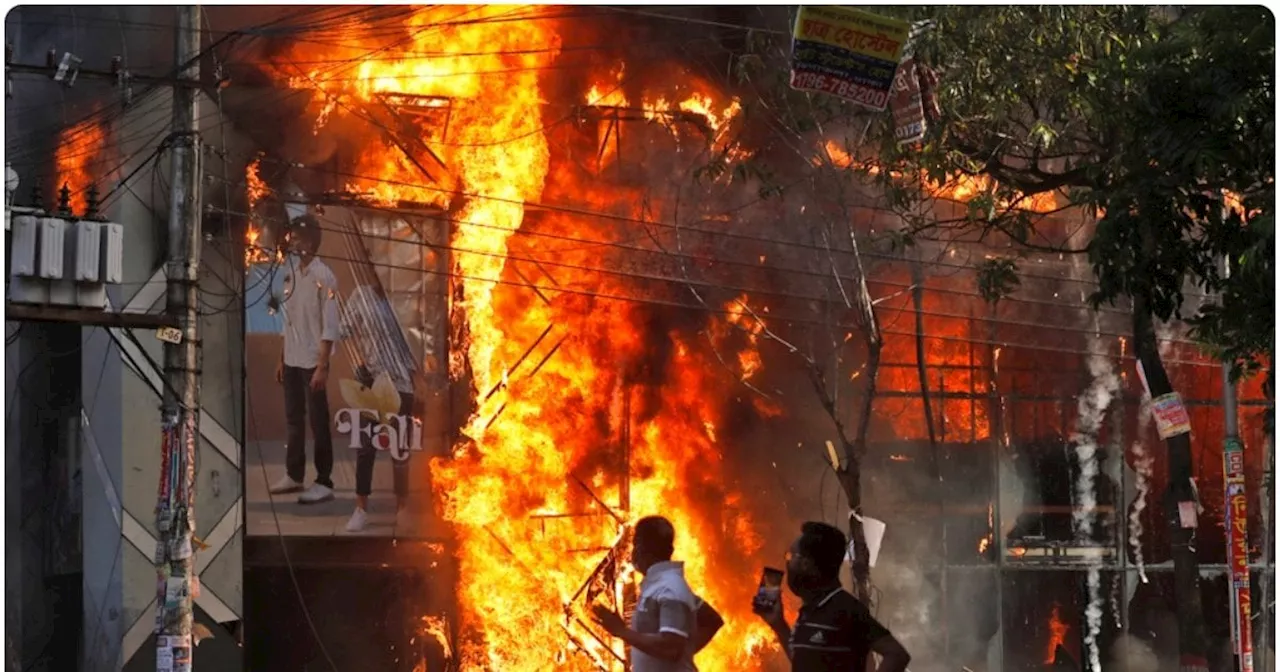 जमात-ए-इस्लामी ने पाकिस्तान की मदद से बांग्लादेश में भड़काई आग! कमर आगा ने बताई पर्दे के पीछे की कहानी