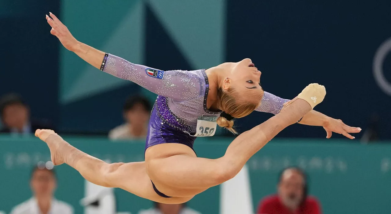 Alice D'Amato, oro alla trave: mai un'azzurra così in alto. Bronzo per Manila Esposito, Simone Biles cade