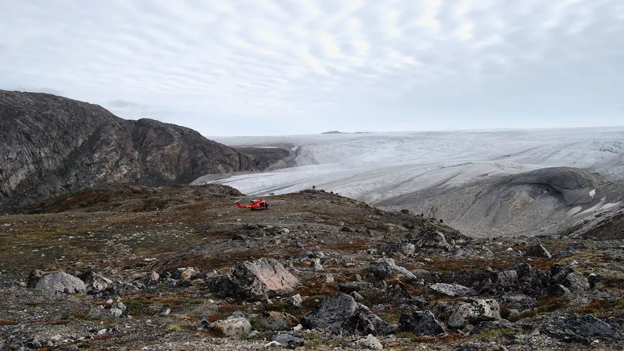 1st direct evidence of Greenland’s ice sheet core melting away in recent past