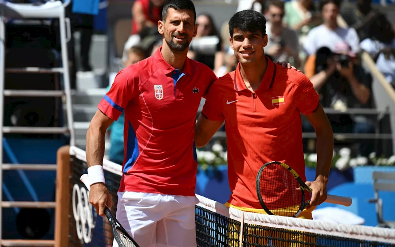 Após título em Paris, Djokovic brinca com Alcaraz e ressalta: 'Seu ouro virá'