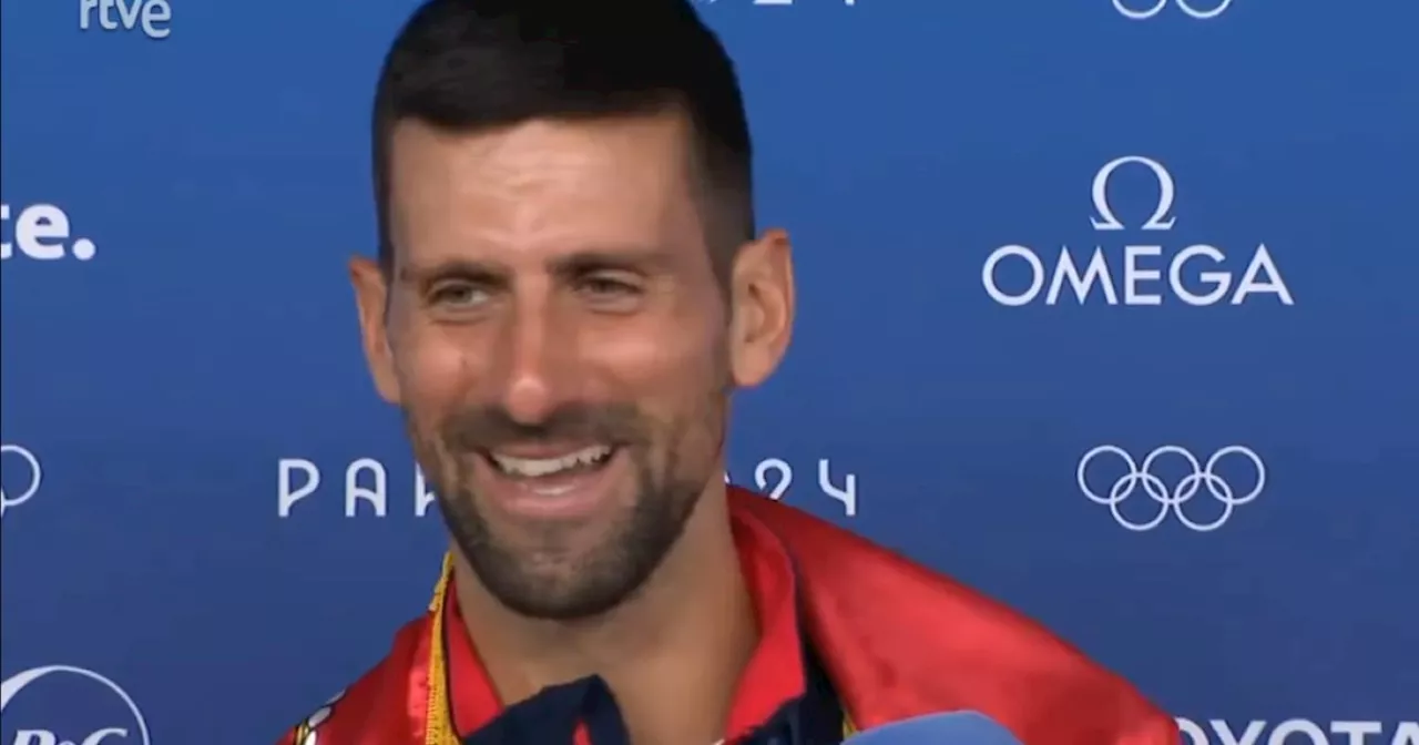 Novak Djokovic y el divertido momento con Carlos Alcaraz luego de ganar el oro olímpico