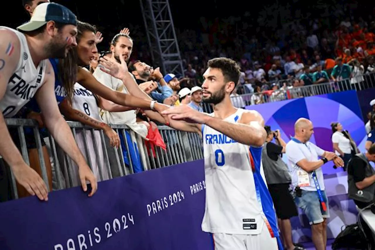 Lucas Dussoulier, médaillé d'argent en basket 3x3 aux JO de Paris 2024 : « Sans le public, on aurait termin...