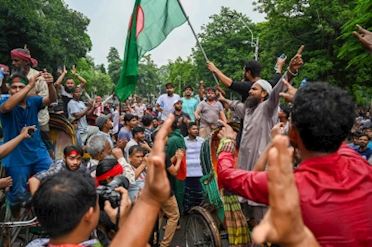 Bangladesh protesters demand PM Hasina resign, army stands ‘by the people’