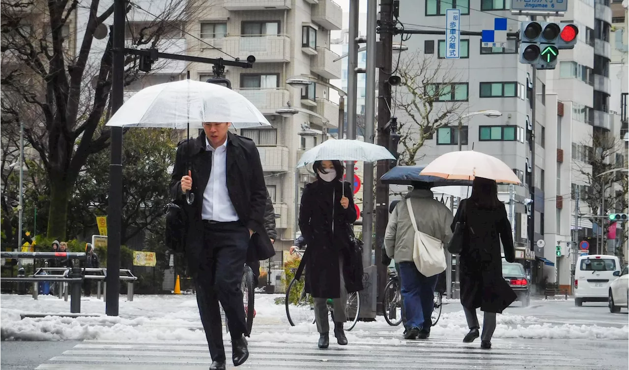 Japan stocks plunge over 8%, hovering near bear market territory, as Asia shares extend sell-off