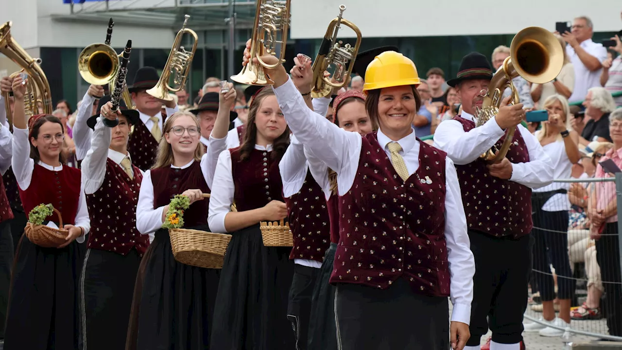 Blasmusik-Elite des Bezirks in Steinakirchen zu Gast