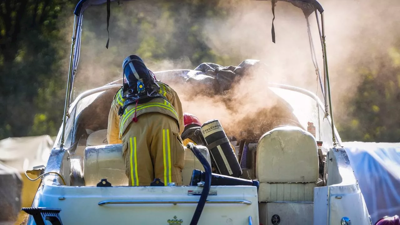 112-nieuws: boot vliegt in brand • vluchtende winkeldief opgepakt