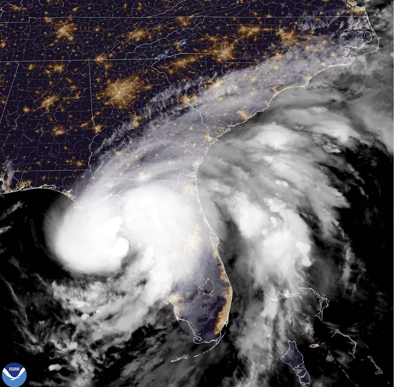 Tropical Storm Debby strengthens into a Category 1 hurricane as it heads toward Florida